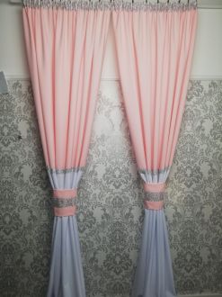 Zasłona biało pudrowy róż z taśmą diamentową glamour