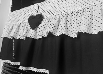 Lambrekin firanka biała koronka bawełna czarne groszki  szer. 73cm wys. 37cm