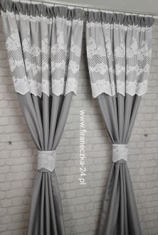 Zasłona boho szara z żakardową falbaną i opaski KOLORY