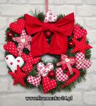 Wianek świąteczny z serduszkami i kokardą handmade bombki  